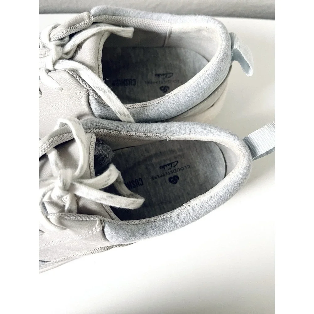 Clarks Cloudsteppers Sillian 2.0 Kae Light Grey, Women Size 7‎